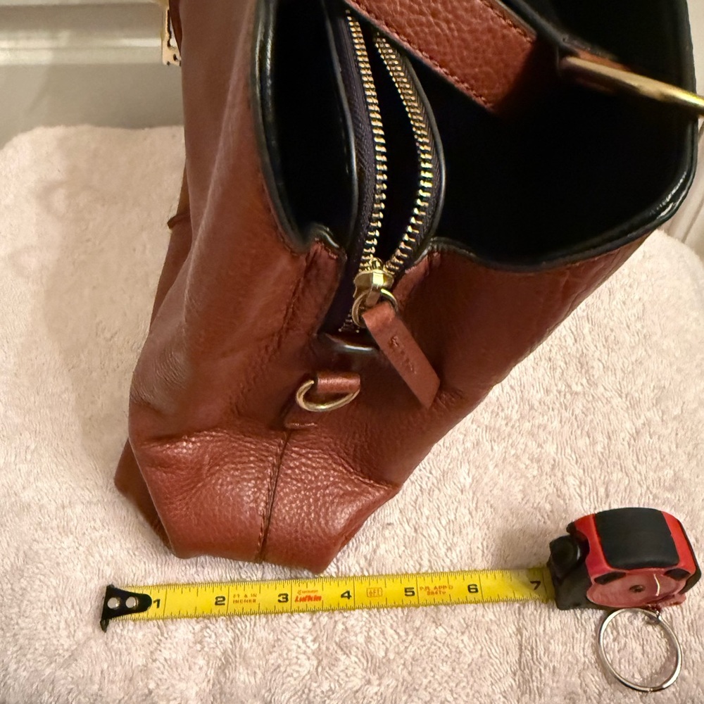 Fossil Tan Leather Shoulder Bag - Picture 8 of 8